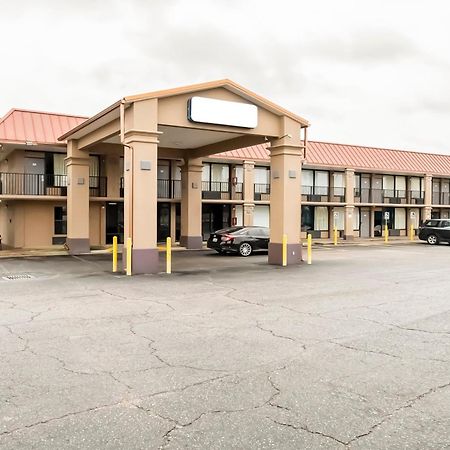 Oyo Hotel Bossier City La - Red River Kültér fotó