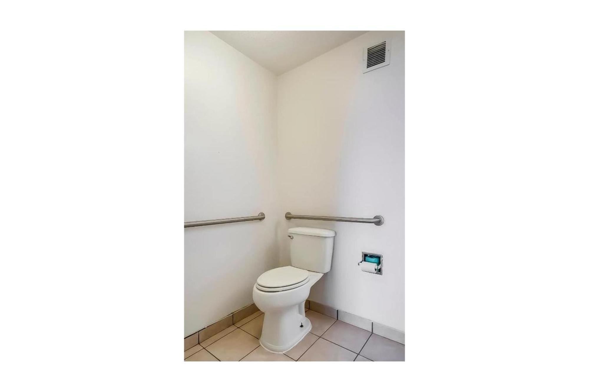 Oyo Hotel Bossier City La - Red River Kültér fotó